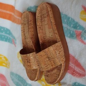Donald Pliner Fifi cork sandal. Size 7.